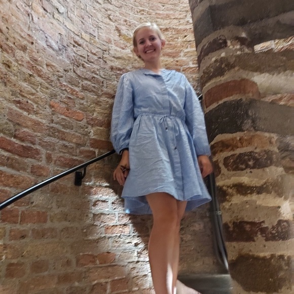 Meet your Posher, Haley - Picture 2 of 2